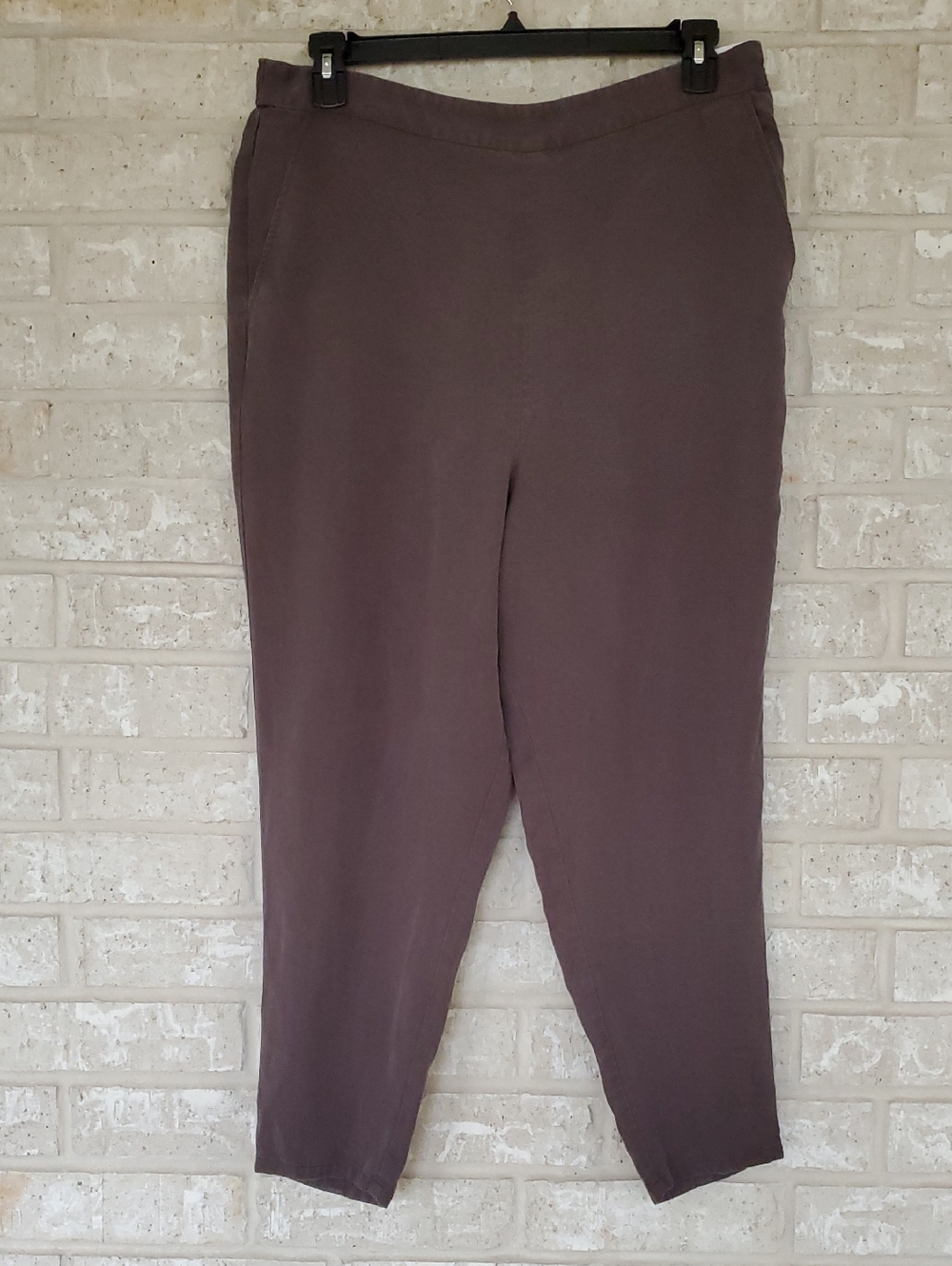 Eileen Fisher 100% Tencel Elastic Waist Tapered Pant, Size Large